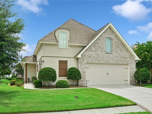 401 HOGAN Court , Slidell, LA 70458