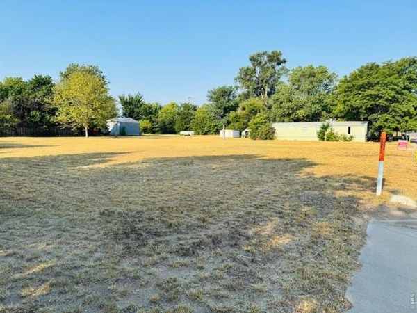 326 E Fletcher St, Haxtun, CO 80731