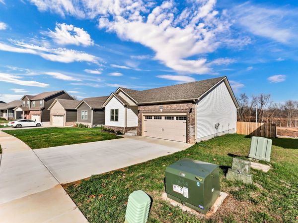 533 Lucky Ln , Clarksville, TN 37042