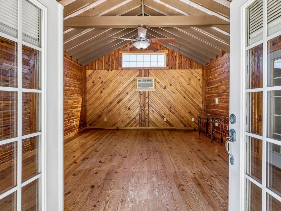 Property Image 63