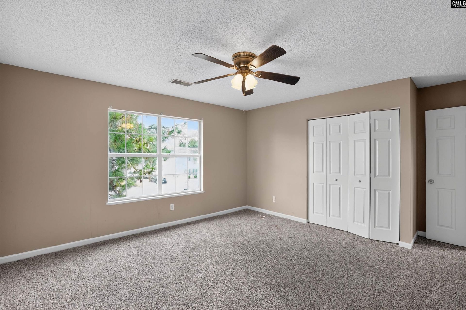 11 High Glen Court  Photo 12