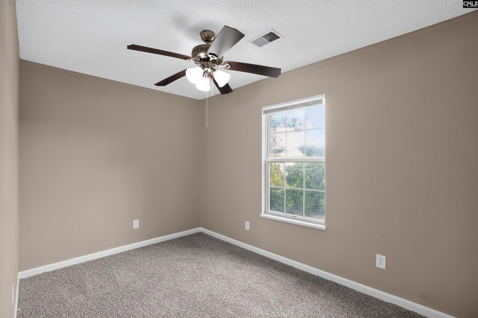 11 High Glen Court  Photo 21