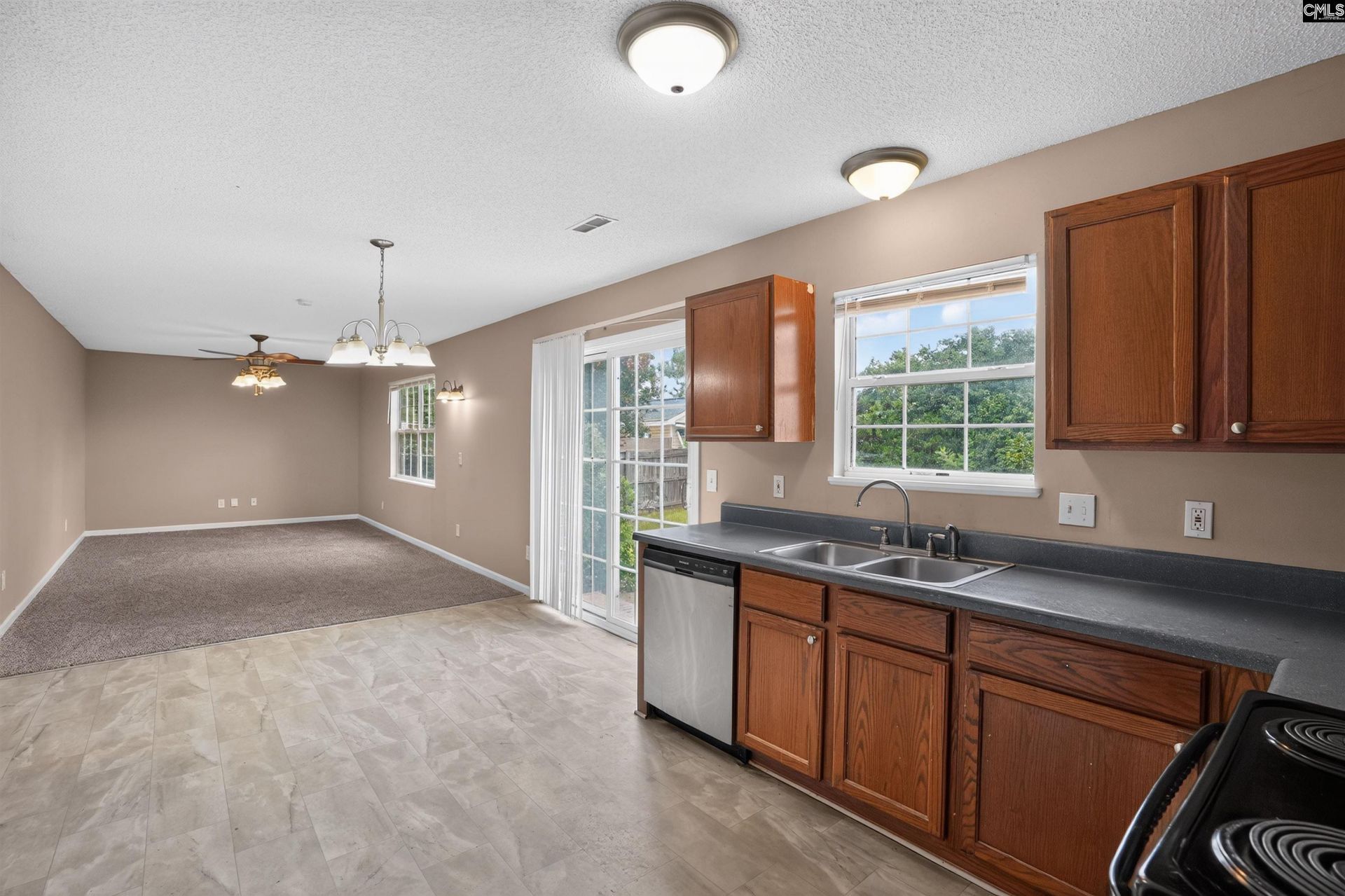 11 High Glen Court  Photo 7
