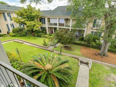 3600 Chateau Drive, Unit C-204, Columbia, SC 29204