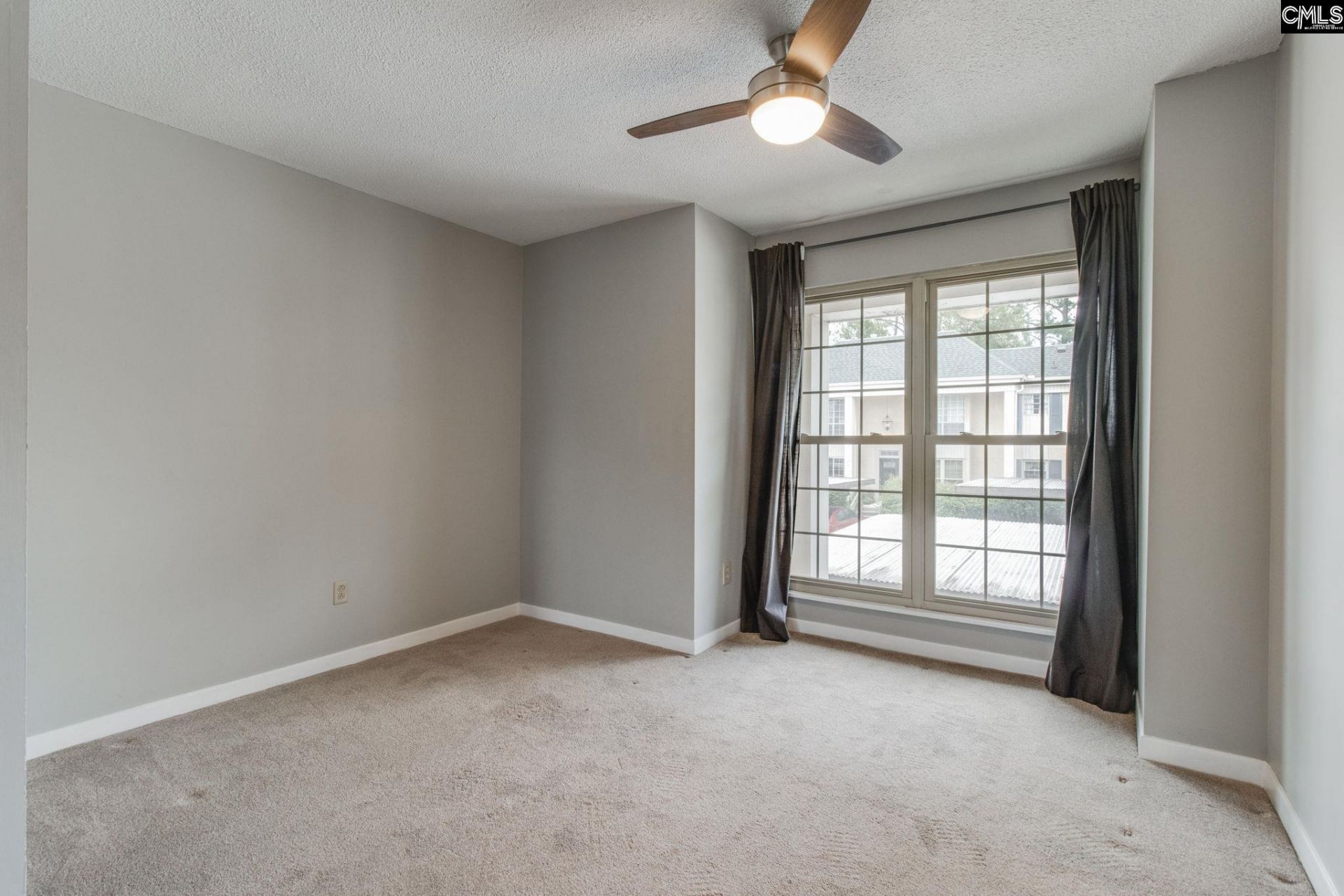 3600 Chateau Drive Photo 10