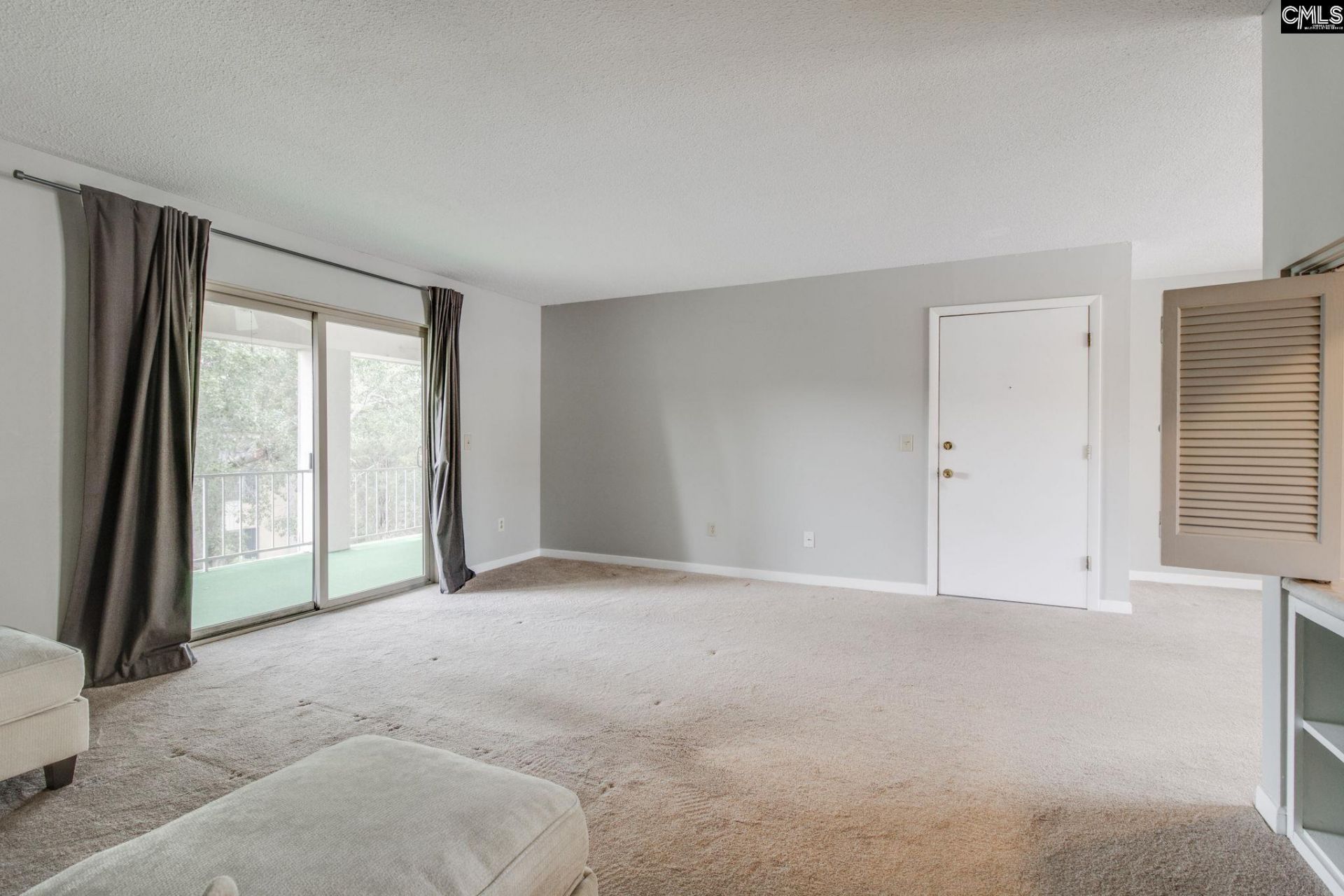 3600 Chateau Drive Photo 9