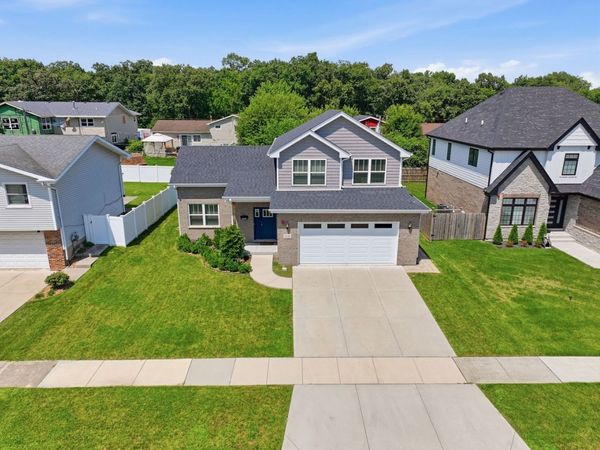 5126 Aldersyde Road, Oak Forest, IL 60452