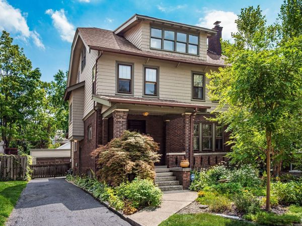 44 Bullitt Park Place, Bexley, OH 43209