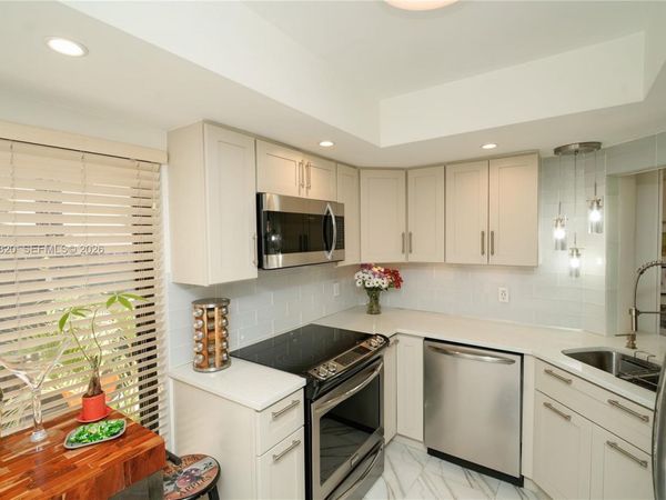 14945 SW 49th Ln , Unit H-6, Miami, FL 33185