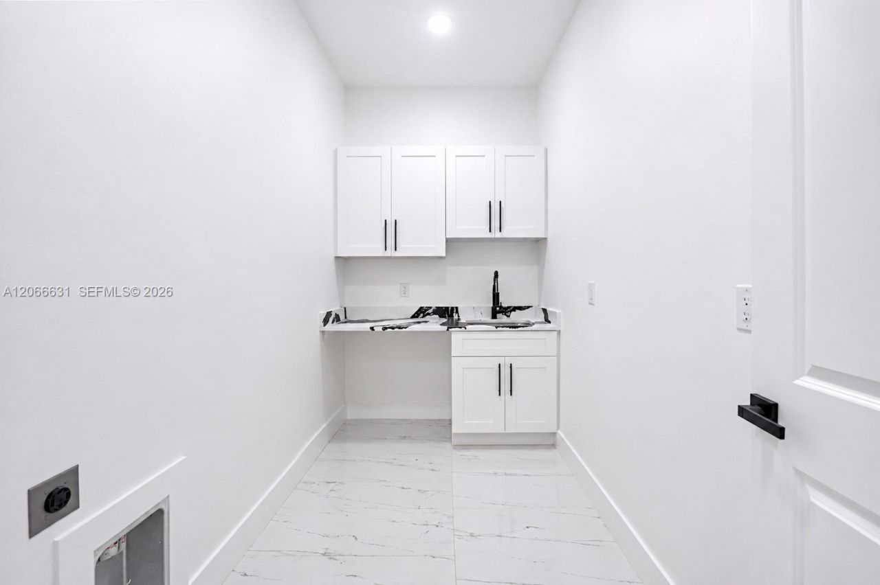 1113 Leroy Ave, Lehigh Acres, FL 33972 Photo