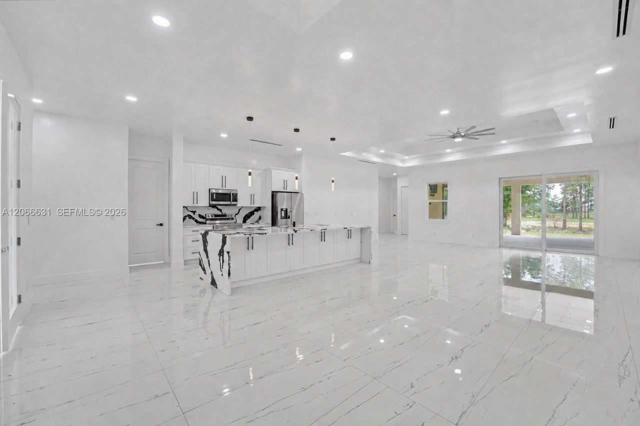1113 Leroy Ave, Lehigh Acres, FL 33972 Photo