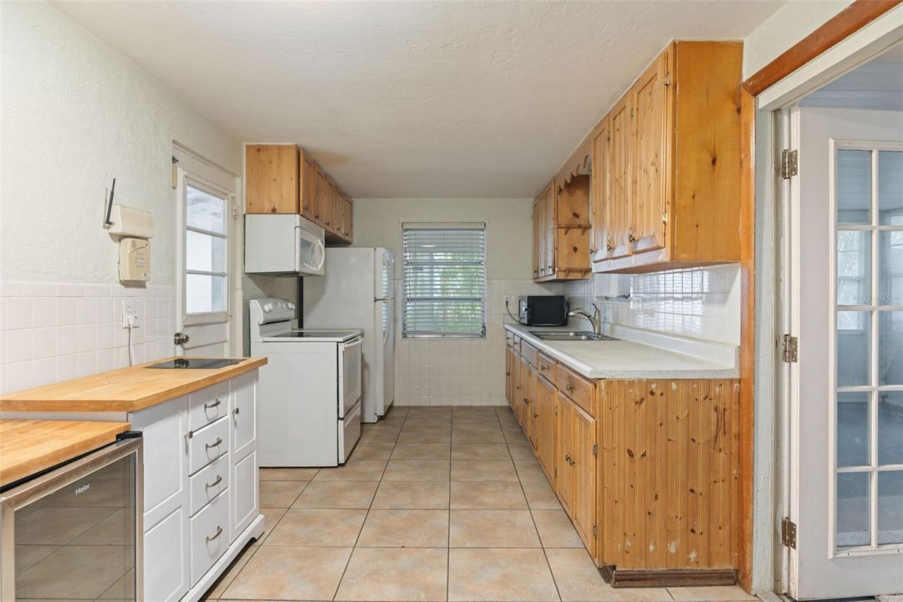 302 51st Street W, Bradenton, FL 34209 Photo
