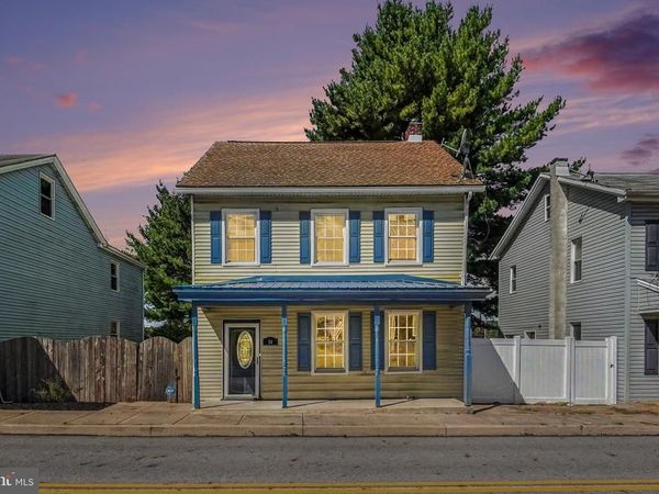 26 N 2ND STREET, HALIFAX, PA 17032