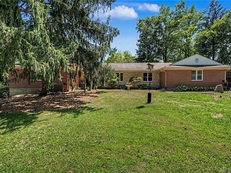 8815 Oregonia Road, Massie Township, OH 45068 Photo 3