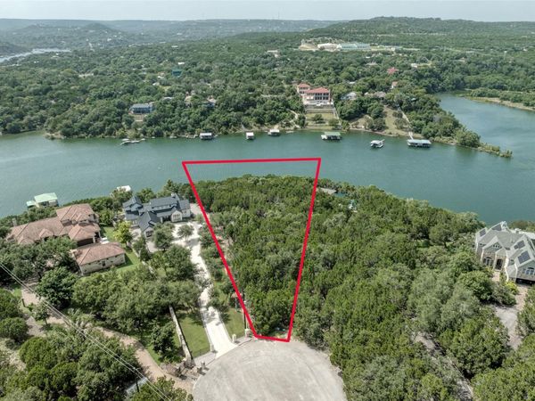 16808 Travista DR, Leander, TX 78641