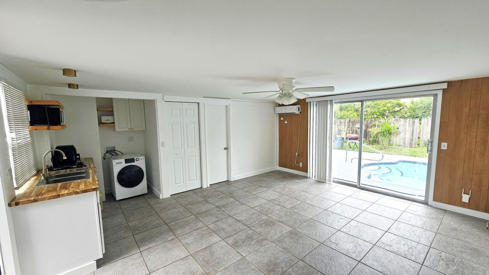 330 N Ware Drive, West Palm Beach, FL 33409 Photo