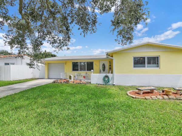 9473 SW 51ST Street, Cooper City, FL 33328