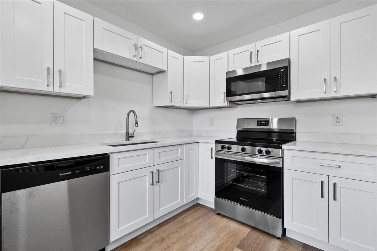 154 Lake Barbara Drive, West Palm Beach, FL 33411 Photo