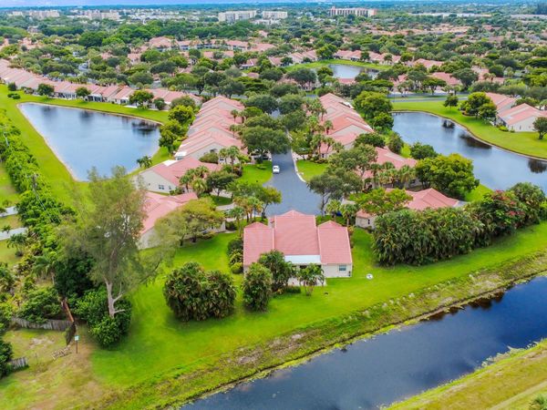 7943 Lake Sands Drive, Delray Beach, FL 33446