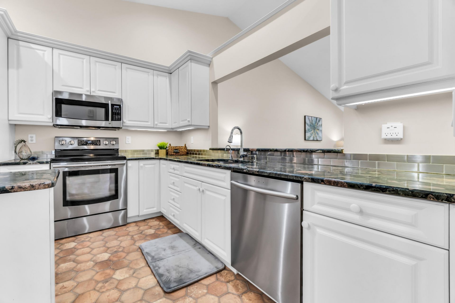 7943 Lake Sands Drive, Delray Beach, FL 33446 Photo