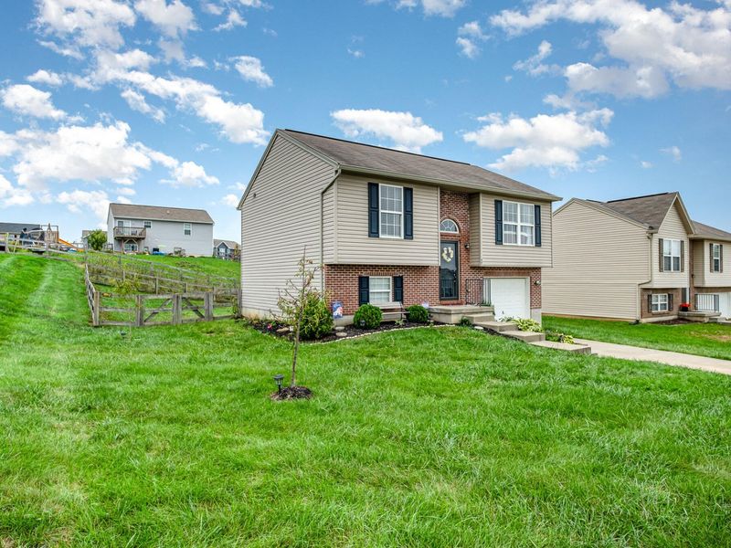 401 Lost Creek Drive, Walton, KY 41094 Photo 3