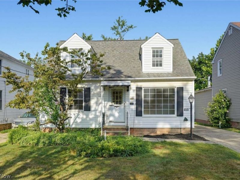 864 Lincoln Boulevard, Bedford, OH 44146 Photo 1