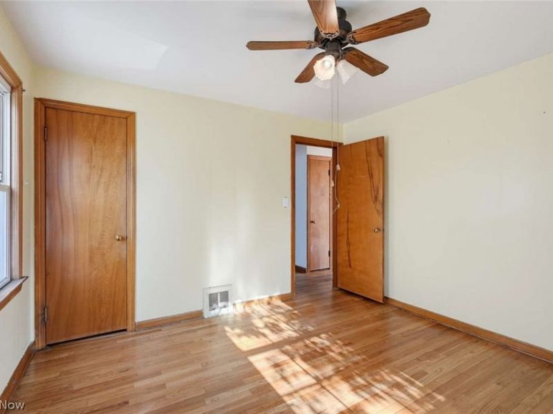 864 Lincoln Boulevard, Bedford, OH 44146 Photo 19