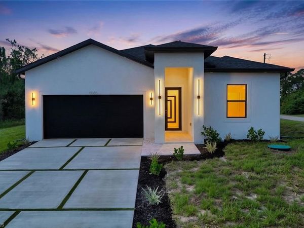 5085 NE Tradewinds CIR , LABELLE, FL 33935
