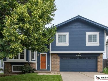 8026 Newport Avenue, Omaha, NE 68122