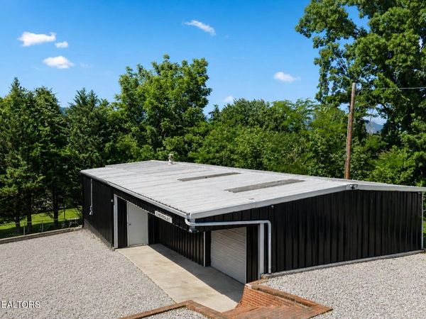 116 Blue Drive, LaFollette, TN 37766
