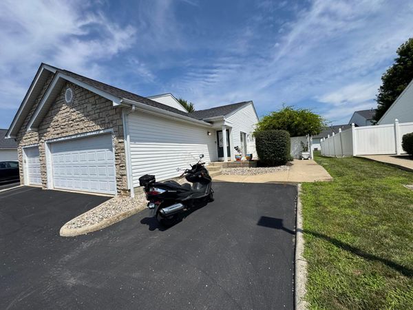 6676 Lagrange Drive , Unit 46E, Canal Winchester, OH 43110