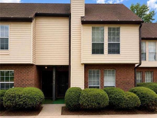 3254 Strawberry Lane, Decatur, GA 30034