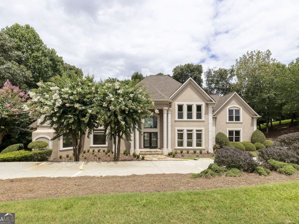 8445 Sentinae Chase Drive, Roswell, GA 30076
