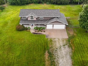 3864 Suncrest Avenue, Shelby, NE 68662