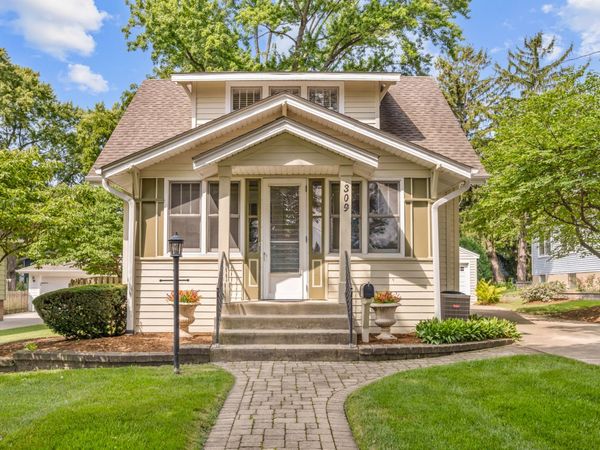 309 S 6th Street, St. Charles, IL 60174
