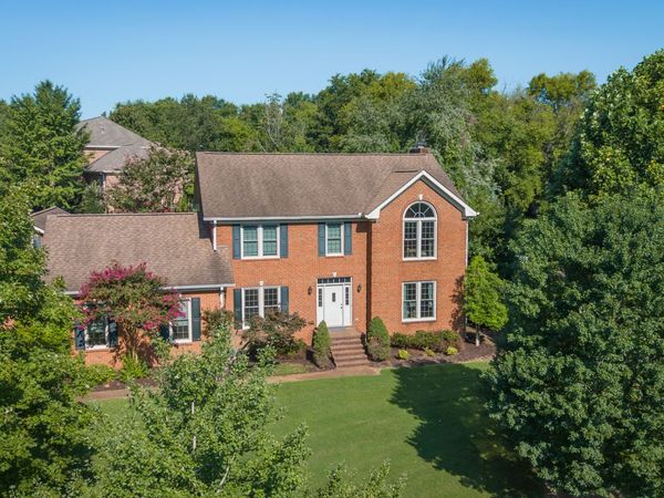 700 Rachel Dr, Goodlettsville, TN 37072