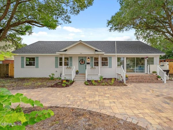 946 JORICK Court W, Jacksonville, FL 32225