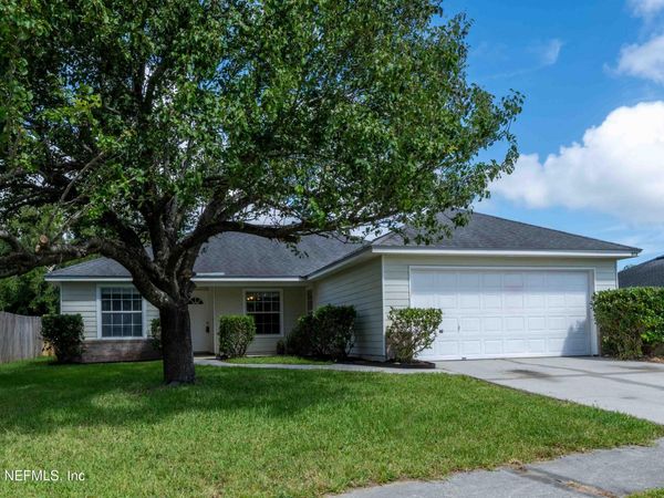 570 MANSHIP Drive, Jacksonville, FL 32225