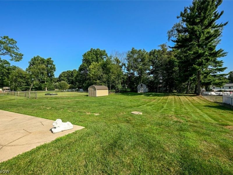 577 Catalina Drive, Akron, OH 44319 Photo 6
