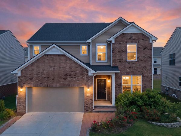 552 Wishing Tree Lane, Ann Arbor, MI 48108