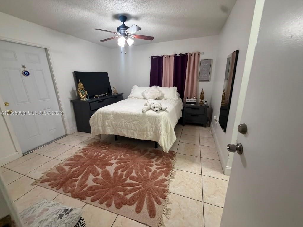 19631 NW 57th Pl , Hialeah, FL 33015 Photo