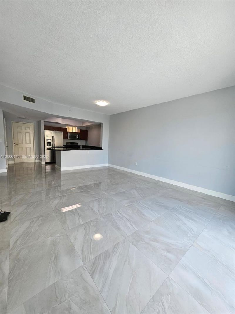 7270 SW 88th St , Unit B202, Miami, FL 33156 Photo