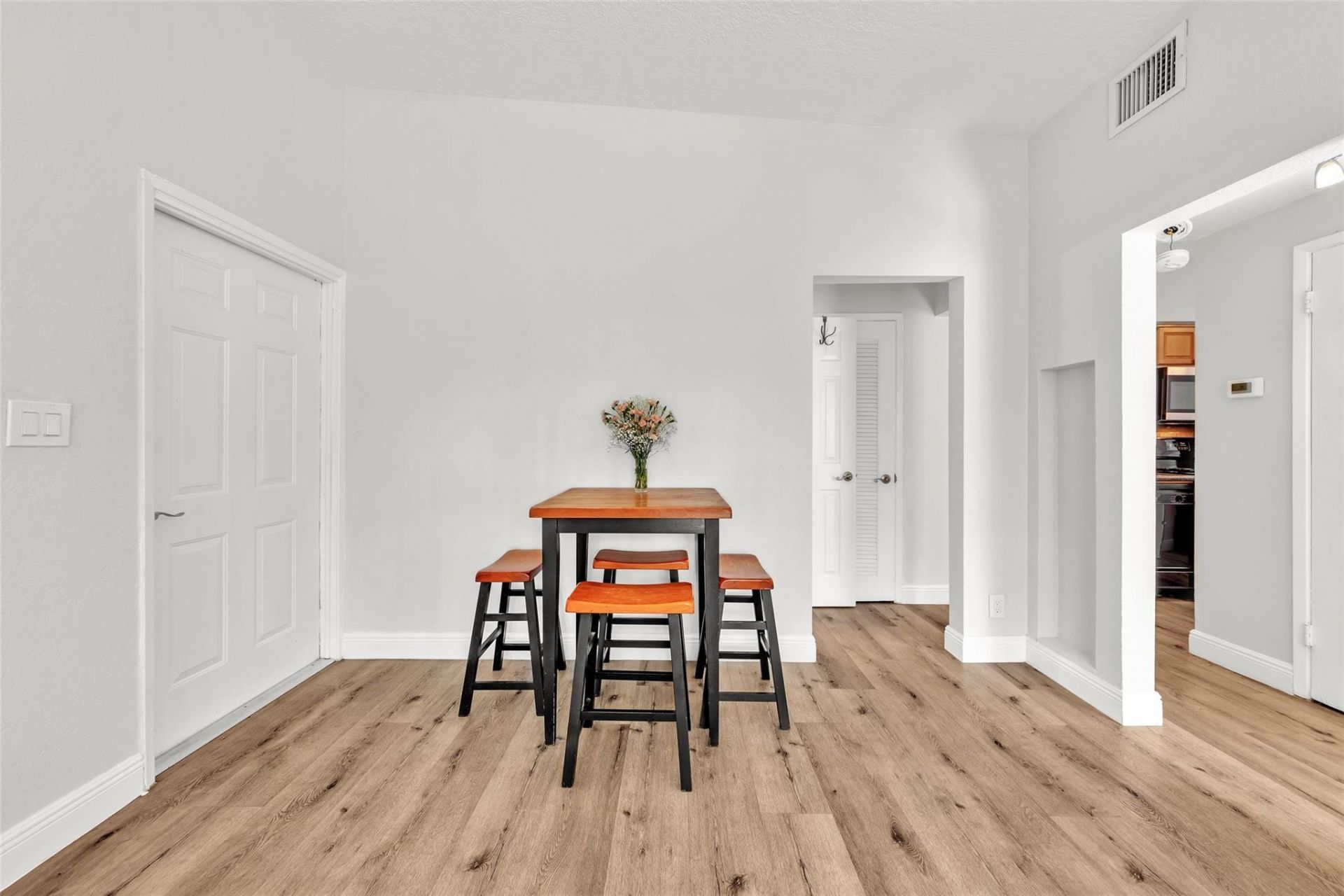805 NE 17th Avenue, Unit 4, Fort Lauderdale, FL 33304 Photo
