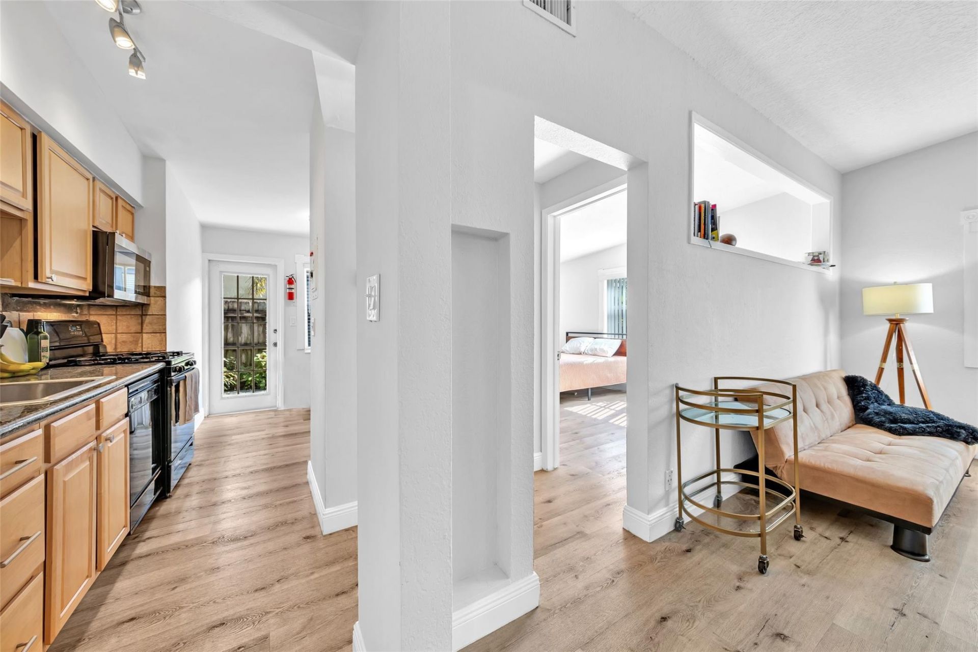 805 NE 17th Avenue, Unit 4, Fort Lauderdale, FL 33304 Photo