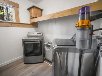 8681 Rainbow Ave, Kings Beach, CA 96143 Photo