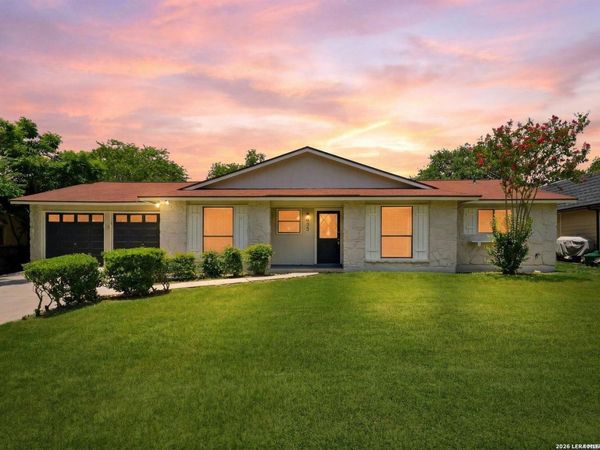 6835 TWIN LAKE DR, San Antonio, TX 78244