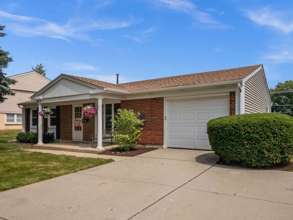 1217 Nippert Drive , Streamwood, IL 60107