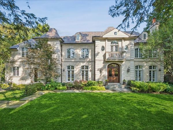 Winnetka, IL 60093