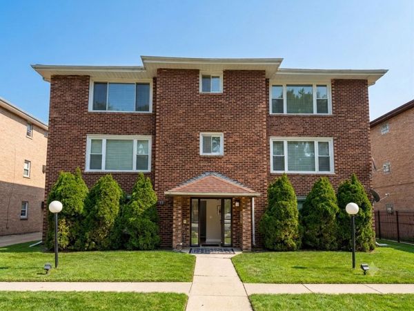 83 Paxton Avenue , Calumet City, IL 60409