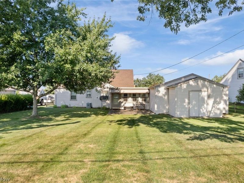 154 Hilltop Drive NW, Canton, OH 44708 Photo 33